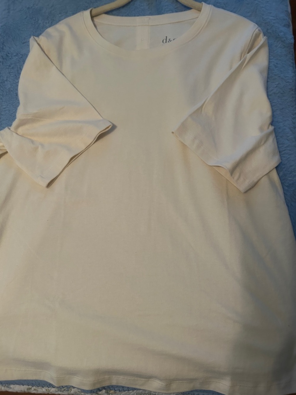 Denim & Co. Cream Short Sleeve Tee